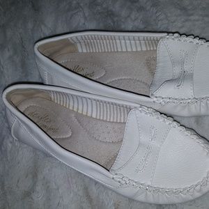 White faux leather shoes